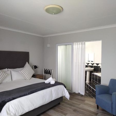 Blue Owl Guest House Mossel Bay Ngoại thất bức ảnh